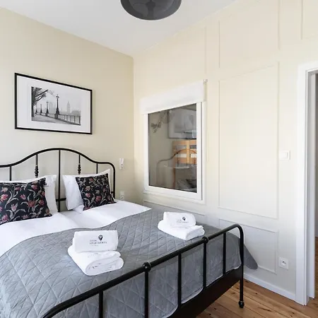 London - Cozy By Lion Apartmán