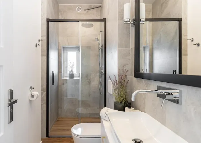 London - Cozy By Lion Sopoty